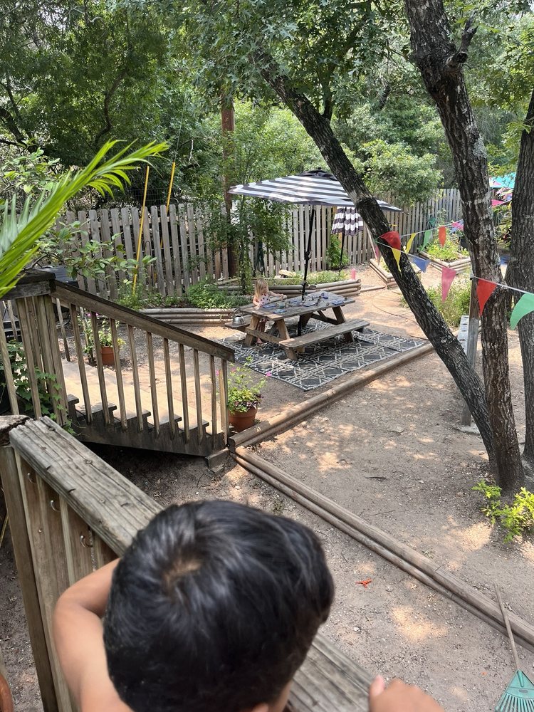 Discovery School - childcare center in Austin, TX