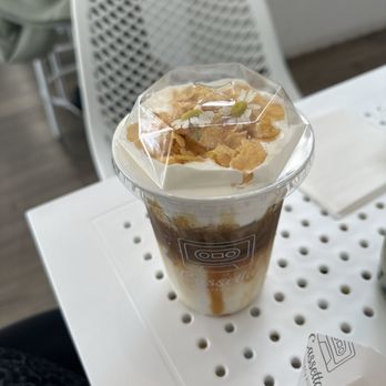 Cassetta - Dirty Carmel Cream top - Coffee & Tea Near Me - Beverly Hills, California
