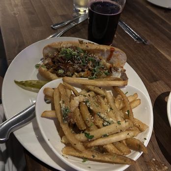 Yard House - Bars Near Me - Temecula, California