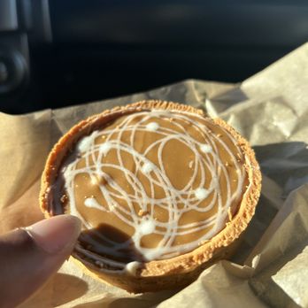 Chokolà - Salted caramel tarte - Chocolatiers & Shops Near Me - Taos, New Mexico