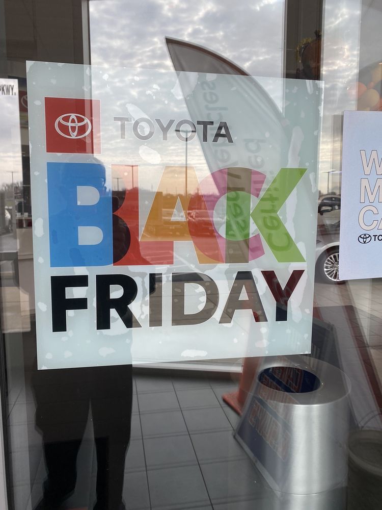 MUNGENAST ALTON TOYOTA Updated August 2024 11 Photos & 16 Reviews