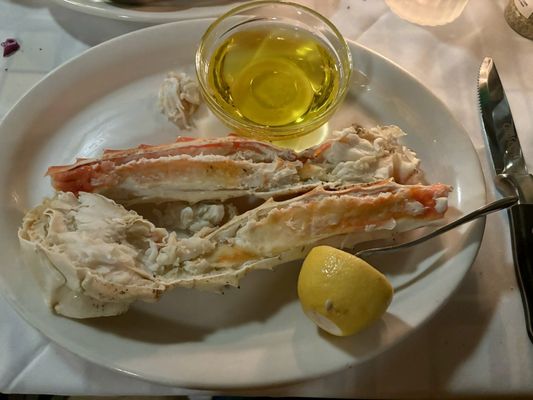 Gibsons Bar & Steakhouse by null