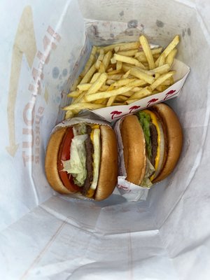 In-N-Out Burger by null