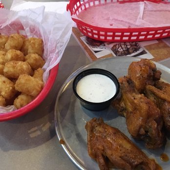 Pluckers Wing Bar - Webster - Spicy lemon pepper wings and tots. - Chicken Wings Near Me - Webster, Texas Pluckers Wing Bar - Webster - Spicy lemon pepper wings and tots. - Chicken Wings Near Me - Webster, Texas