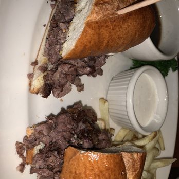 Houston's Restaurant - Famous French Dip Au Jus - Steakhouses Near Me - Pasadena, California