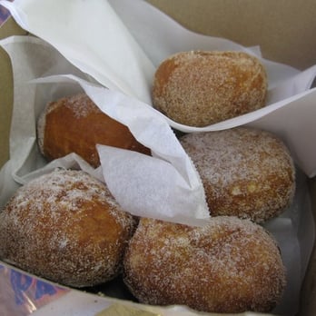 Leonard's Bakery - Sugar Coated - Bakeries Near Me - Honolulu, Hawaii