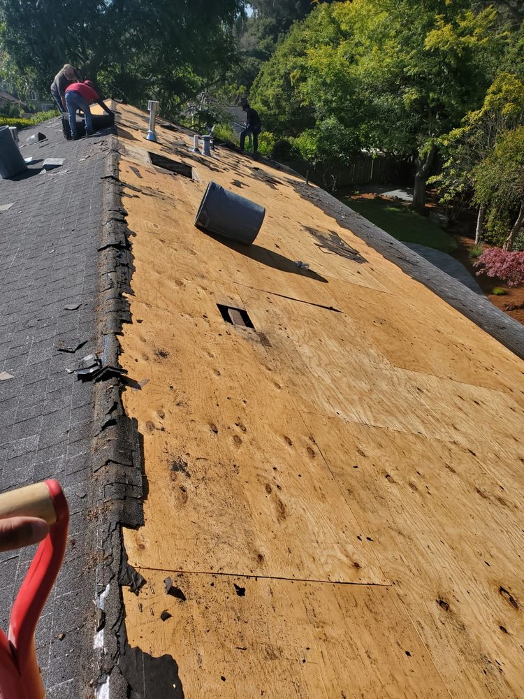 Slide of Ardons Roofing