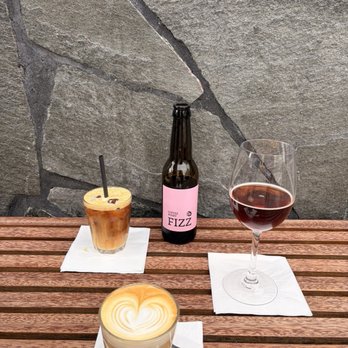Tim Wendelboe - Coffee berry fizz, vanilla latte - Cafes Near Me - Oslo, 03