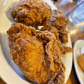 Cracker Barrel Old Country Store - Southern Fried Chicken - American Near Me - Saint George, Utah