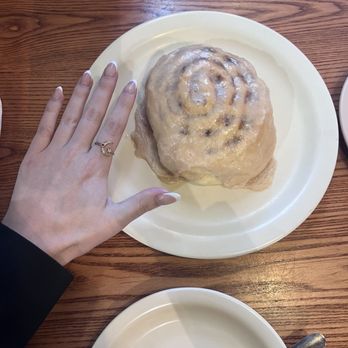 Union Station Diner - Huge yeasty cinnamon roll - Breakfast & Brunch Near Me - New Braunfels, Texas Union Station Diner - Huge yeasty cinnamon roll - Breakfast & Brunch Near Me - New Braunfels, Texas