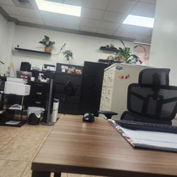 Cali RLNS - Front of the office