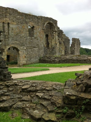 Richmond Castle by null