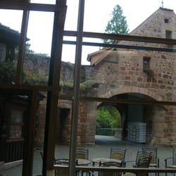 Burg-Wernfels - Von der Rezeption aus gesehen.