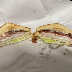 Rose's Garden Grill - Turkey Club