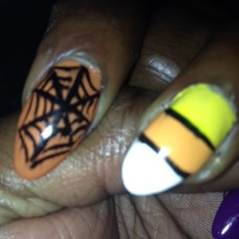 Glamour Nails - Rushed, sloppy, color bleeding, crooked.  Simple line art gone wrong. - Nail Salons Near Me - Houston, Texas