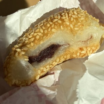 Mee Sum Pastry - Red bean sesame ball - Seafood Near Me - Seattle, Washington Mee Sum Pastry - Red bean sesame ball - Seafood Near Me - Seattle, Washington