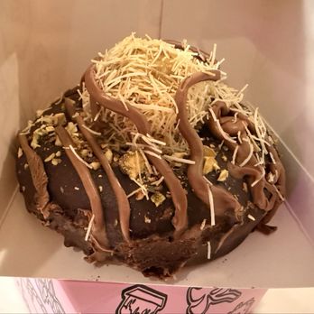 Mama Chai’s - Dubai Mochi Donut. 3/5. - Desserts Near Me - Las Vegas, Nevada Mama Chai’s - Dubai Mochi Donut. 3/5. - Desserts Near Me - Las Vegas, Nevada