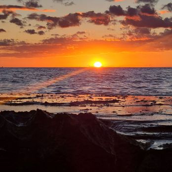 Secret Beach - Beautiful - Beaches Near Me - Kapolei, Hawaii