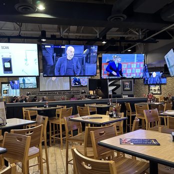 Buffalo Wild Wings - Inside - Chicken Wings Near Me - Burbank, California