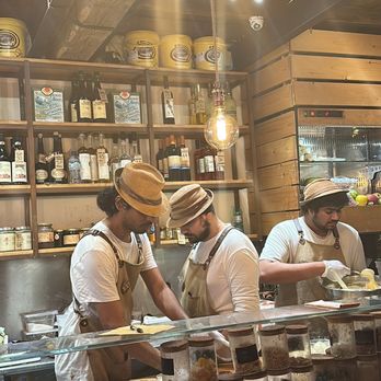 Mr. 100 Tiramisù - Freshly made - Desserts Near Me - Rome, RM