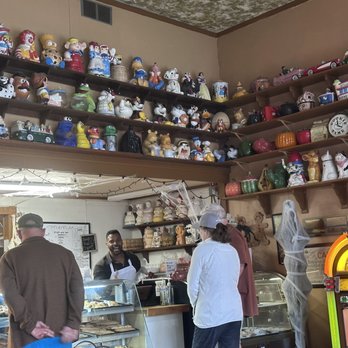 Edmonds Bakery - Inside of the bakery. - Bakeries Near Me - Edmonds, Washington