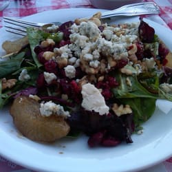 Guerriero's - Poached Pear Salad