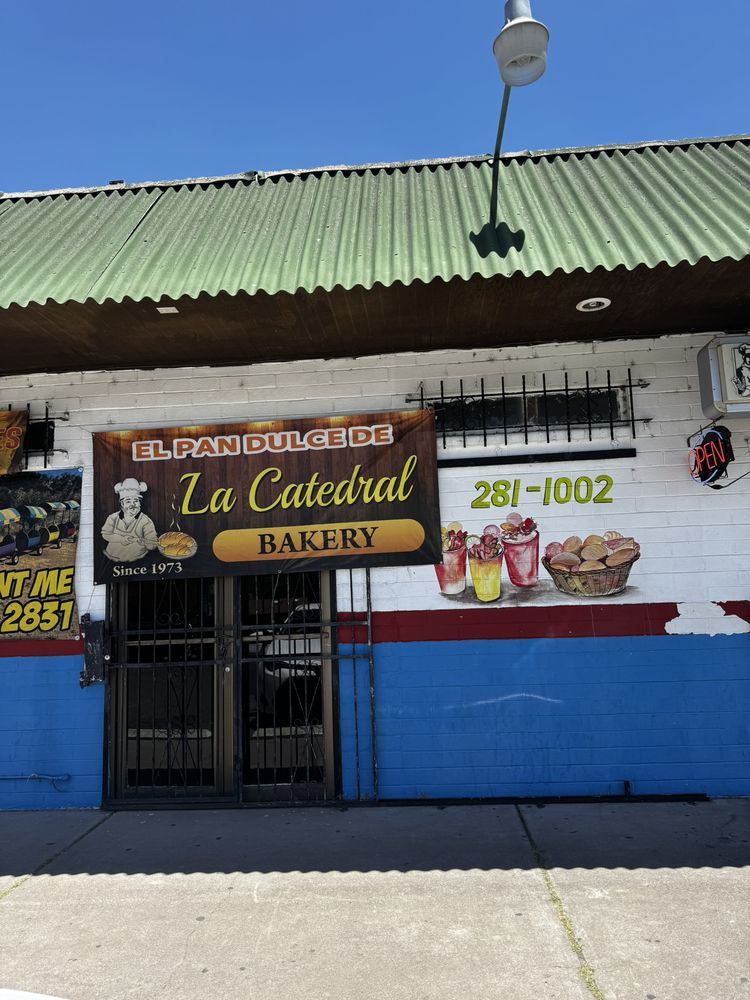 Panaderia La Catedral Logo
