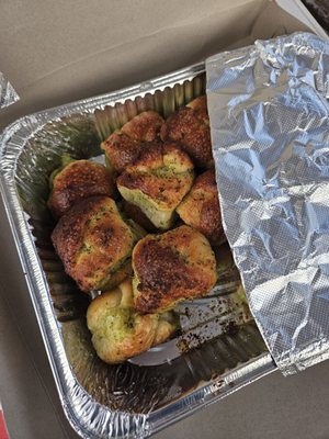 Gino’s Pizzeria by null