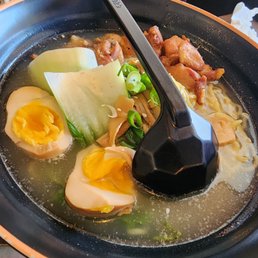 Chicken paitan ramen