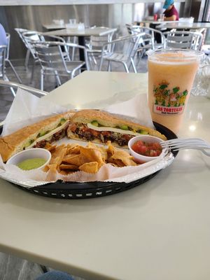 Las Tortugas Deli Mexicana by null