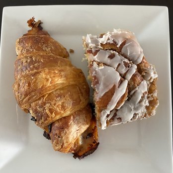 Flour & Weirdoughs - Brisket Croissant & Cinnamon Roll - Bakeries Near Me - Key Biscayne, Florida Flour & Weirdoughs - Brisket Croissant & Cinnamon Roll - Bakeries Near Me - Key Biscayne, Florida
