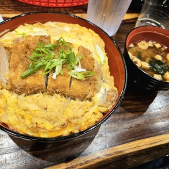 Tonkatsu Sakazaki - Katsudon w/ miso soup - Japanese Near Me - Honolulu, Hawaii Tonkatsu Sakazaki - Katsudon w/ miso soup - Japanese Near Me - Honolulu, Hawaii