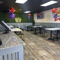 La Imperial Taqueria - Dining area