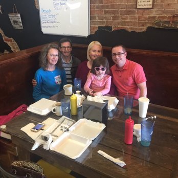 Robyn's - Our happy family with full tummies and lots of leftovers to take home and enjoy the following day. - Burgers Near Me - Cameron, Missouri