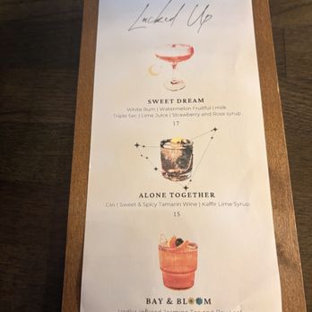 Som Dee Thai Kitchen & Bar - Menu - Thai Near Me - Denver, Colorado