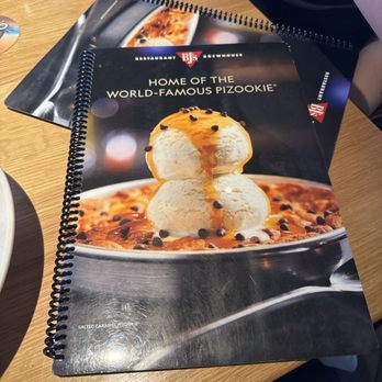 BJ's Restaurant & Brewhouse - New American Near Me - San Antonio, Texas