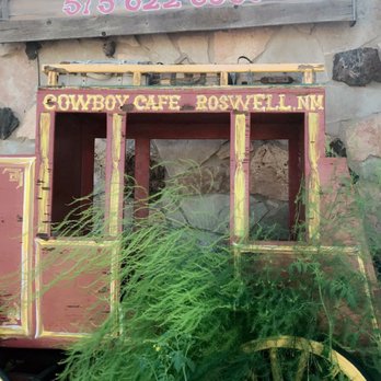Cowboy Cafe - Wagon outside - Breakfast & Brunch Near Me - Roswell, New Mexico