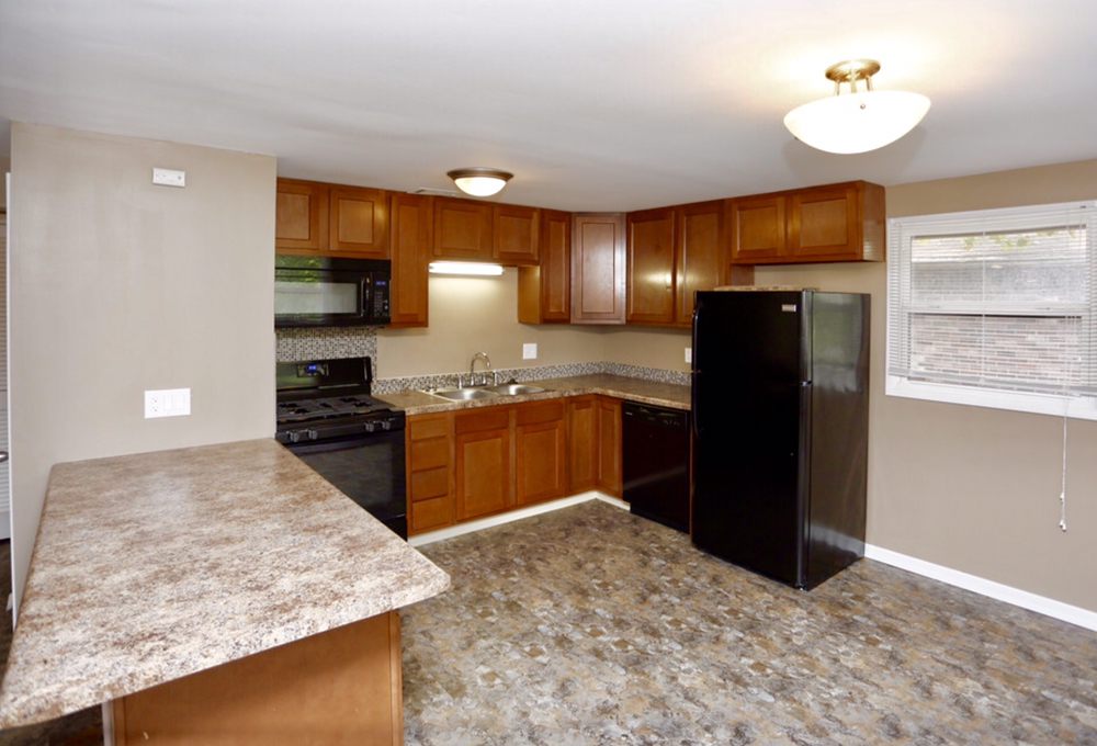 SCATTERFIELD VILLAS Updated September 2024 15 Photos 1916 E 50th