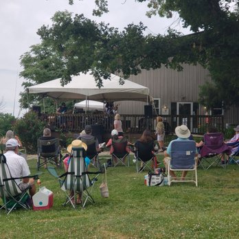Turtle Run Winery - 2022 Granddaddy Short Legs - Wineries Near Me - Corydon, Indiana