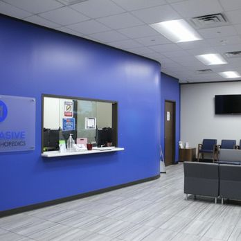 Minivasive Pain & Orthopedics - Lobby Interior - Pain Management Near Me - Spring, Texas Minivasive Pain & Orthopedics - Lobby Interior - Pain Management Near Me - Spring, Texas