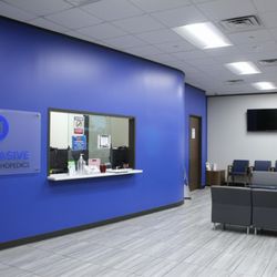 Minivasive Pain & Orthopedics - Lobby Interior