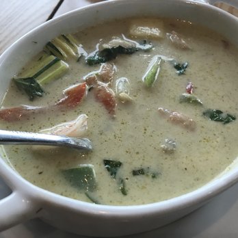 Coco Thai Cuisine - Green curry with shrimp - Thai Near Me - Orlando, Florida