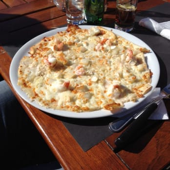Le Chèvremont - La Flambée du Chef - Brasseries Near Me - Chaudfontaine, WLG