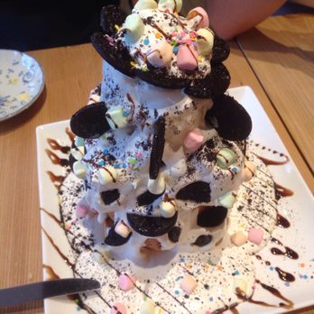 Petit Potato - The Oreo toast. Sweet Oreo ice cream, an almost soupy cream sauce, mini marshmallows and Oreo pieces all for $14.99 - Taiwanese Near Me - Toronto, Ontario Petit Potato - The Oreo toast. Sweet Oreo ice cream, an almost soupy cream sauce, mini marshmallows and Oreo pieces all for $14.99 - Taiwanese Near Me - Toronto, Ontario