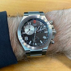 Dvin Jewelers - The watch with new battery and lengthened bracelet.