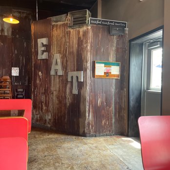 BTW - Inside - Burgers Near Me - Tavares, Florida