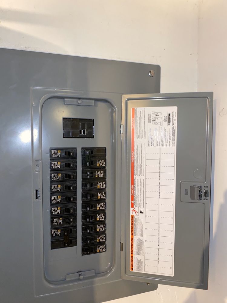 Slide of Alpha Omega Electric