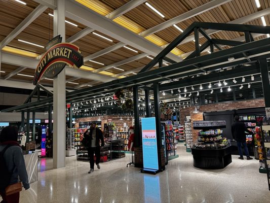 Kansas City International Airport by null