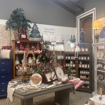 Lavender Moon Interiors - Gift Shops Near Me - Martinez, California