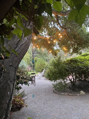 Old Monterey Inn by null